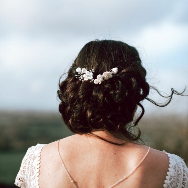 Bonsoir ! Cela fait un moment que je n'ai rien publié 😱 Retour en images sur le premier mariage de 2024, en février, avec C&G 🥰 C'était doux et beau, parfait pour démarrer ✨
N'hésitez pas à commenter et partager mon travail, cela m'est d'une grande aide !
#bretagne #finistere #brest #weddingphotography #wedding #nikon #2024